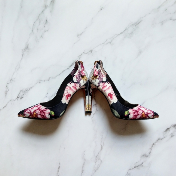 🍒NIB🍒 TED BAKER FLORAL IGUAZU PUMPS - Picture 8 of 16